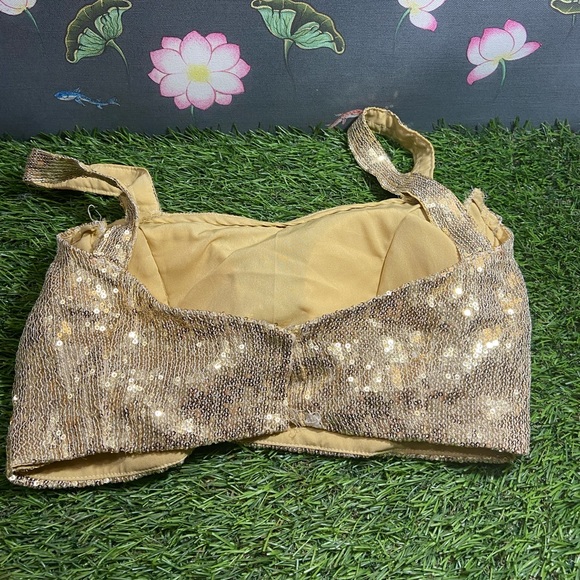 ⚫️Golden Blouse. Size - 26 - Picture 2 of 9